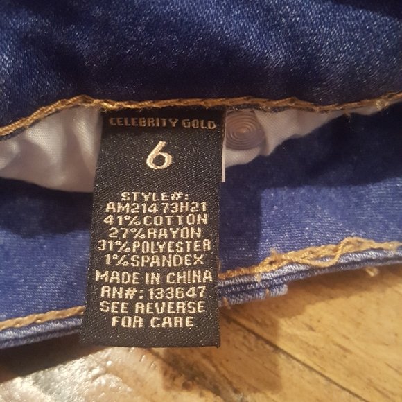 Celebrity Gold Jeans - Picture 1 of 3